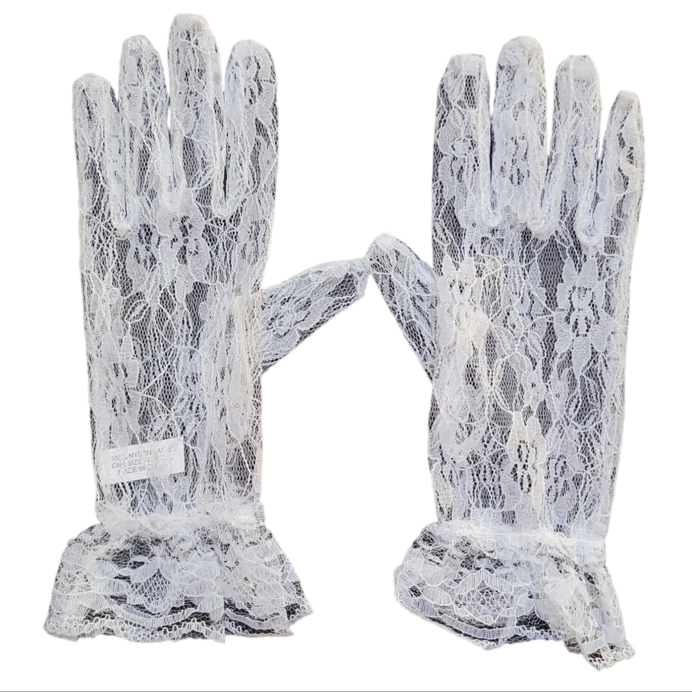 NIP Lace Gloves